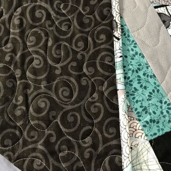 Quilt handcrafted on Machine 58” x 70” New - Picture 9 of 10